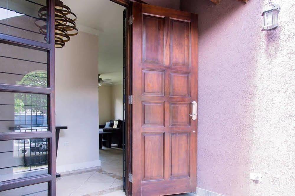 New Kingston Guest Apt At Sonoma Estate Exterior photo